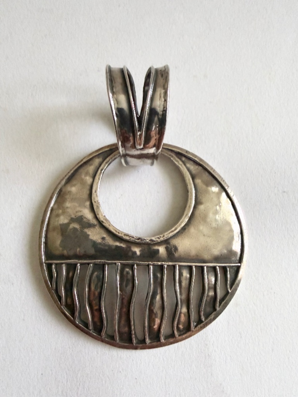 SILPADA S1515 Cascading Waves Pendant Hammered Sterling Silver Circle Modernist